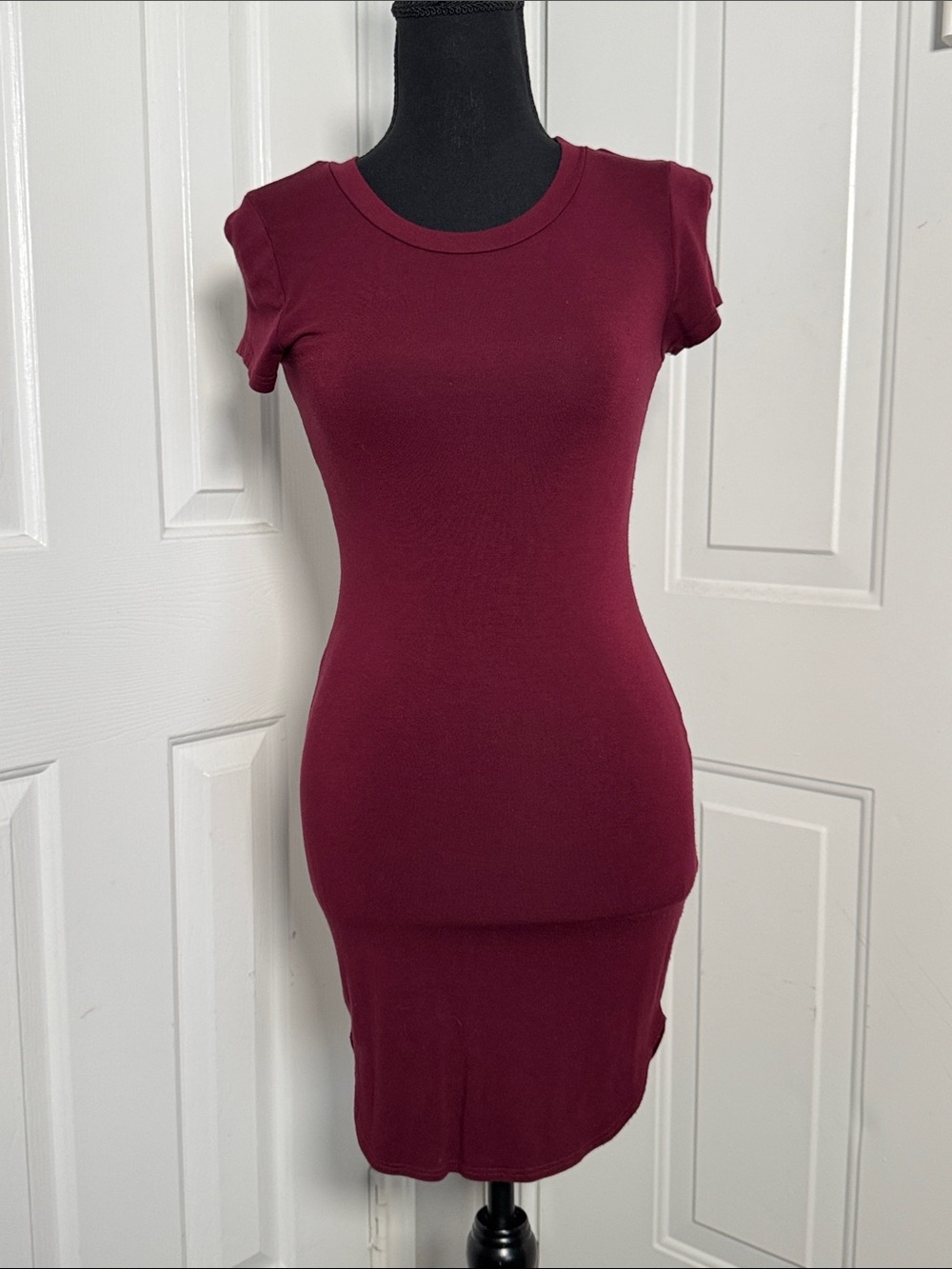 Women's Short Sleeve Bodycon T-Shirt Dress - Burgundy